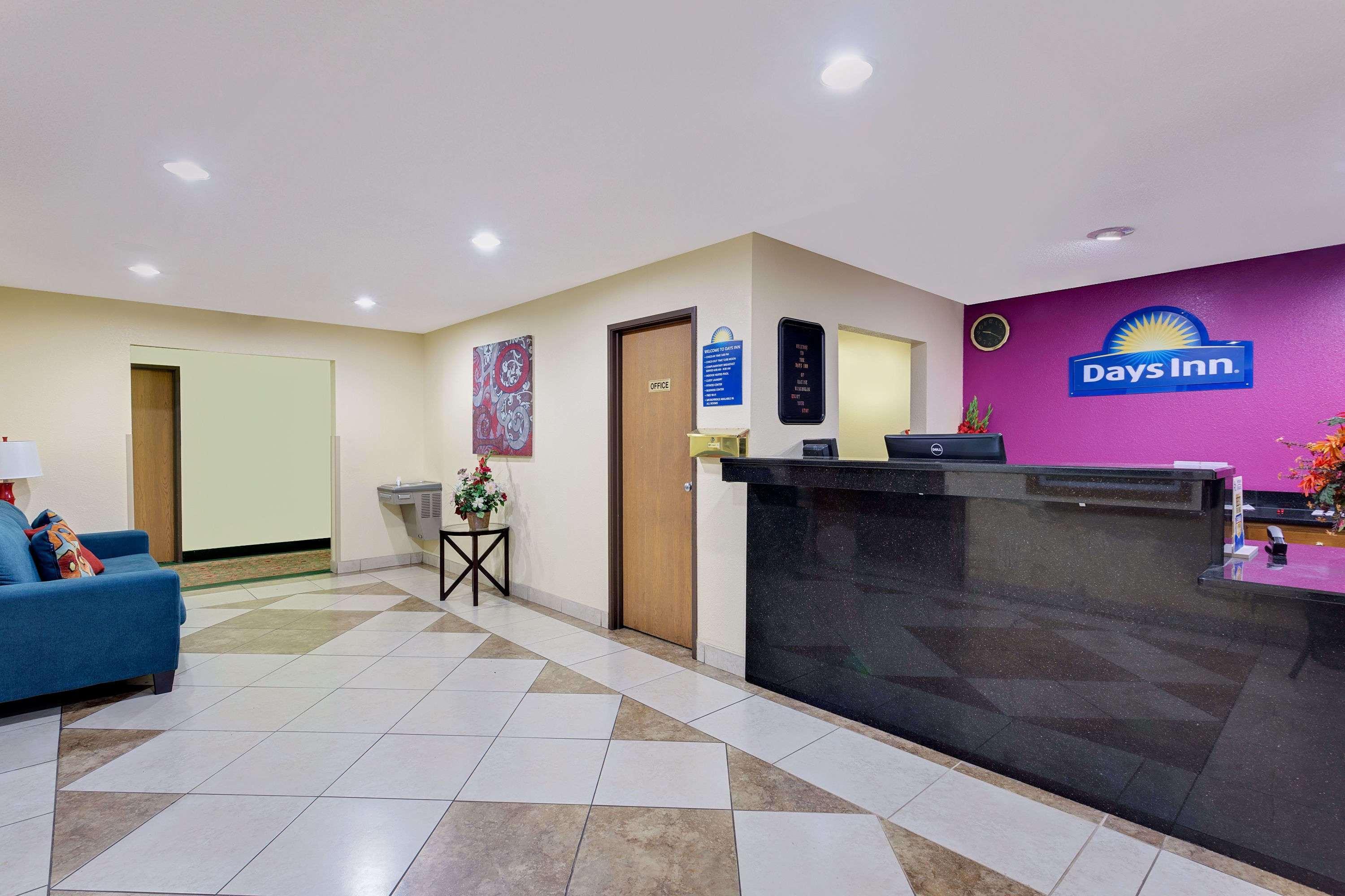 Days Inn By Wyndham Racine/Sturtevant Exterior foto